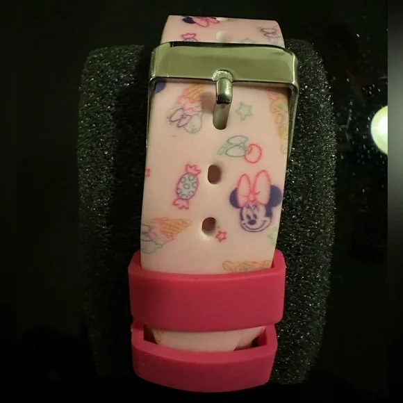 Disney Minnie Mouse watch, new in box - Picture 3 of 5